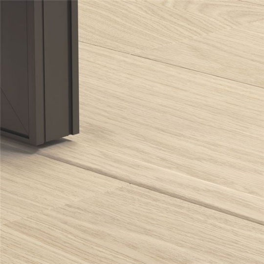 Pergo 5-i-1 Liste 8x45x2000mm Vinyl Pgvincp40099 Light Danish Oak