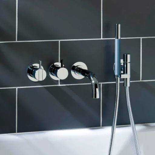 Vola 2411C-071 karbatteri m/håndbrusersæt, rustfrit stål