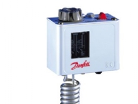 Danfoss KP62 termostat - -30-15 gr, Auto, SPDT, Rumføler, 40x30 mm, IP30